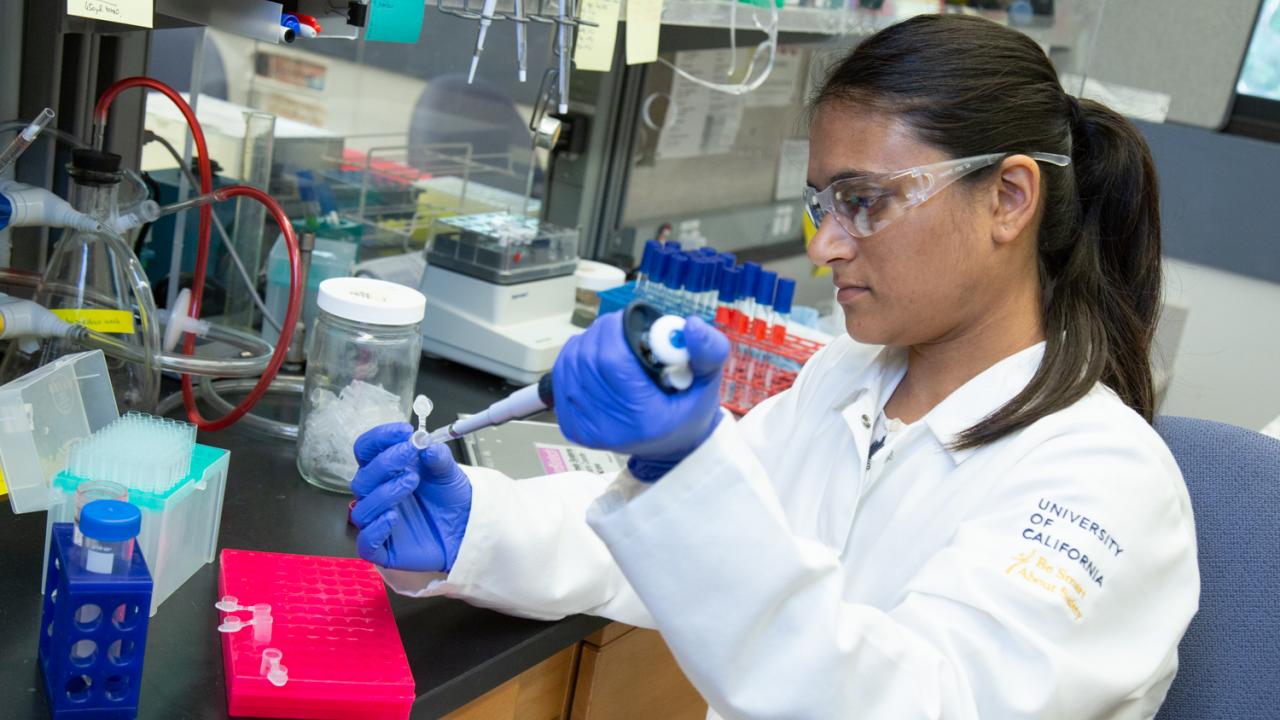 Priya Shah works in a lab. 