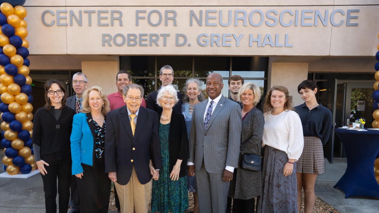 Dr. Robert and Kathleen Grey and family with Chancellor Gary May, Provost Mary Croughan, Dean Mark Winey and CNS Director Kimberley McAllister at the Robert D. Grey Hall building dedication ceremony at the Center for Neuroscience (TJ Ushing/UC Davis)