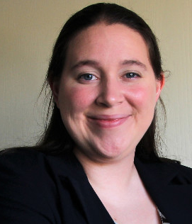 Laura Klasek headshot