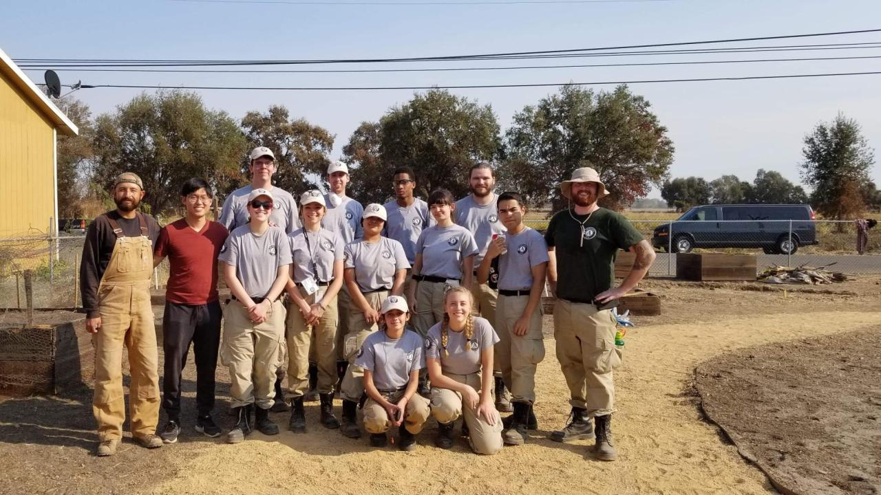 Volunteers at Knights Landing